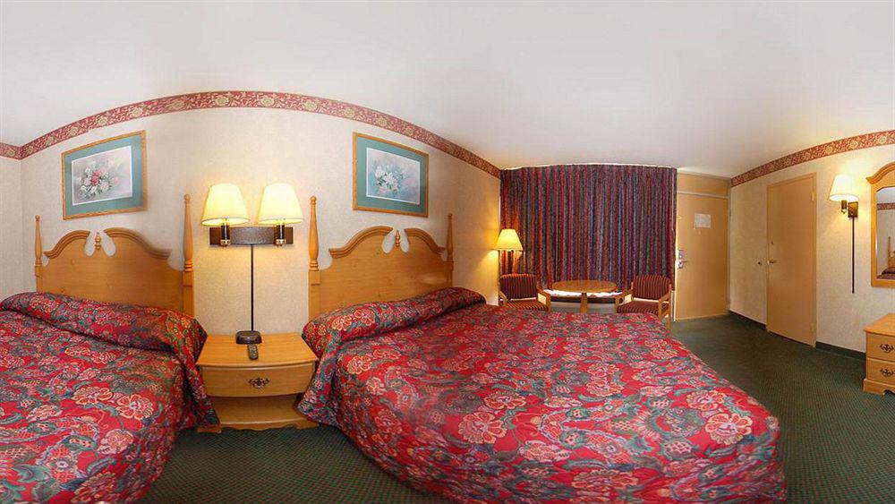 Red Roof Inn & Suites Cave City Exterior foto