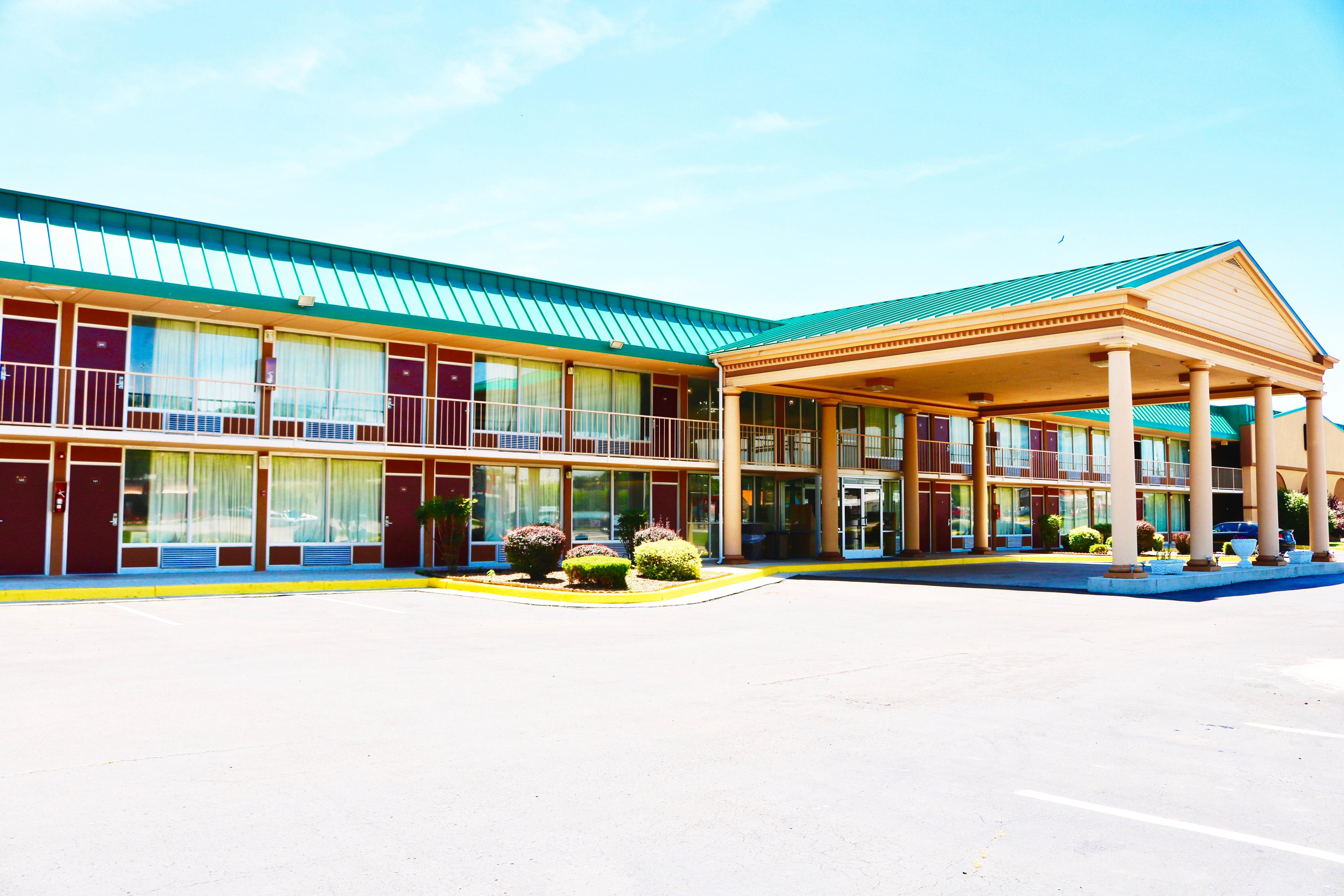 Red Roof Inn & Suites Cave City Exterior foto