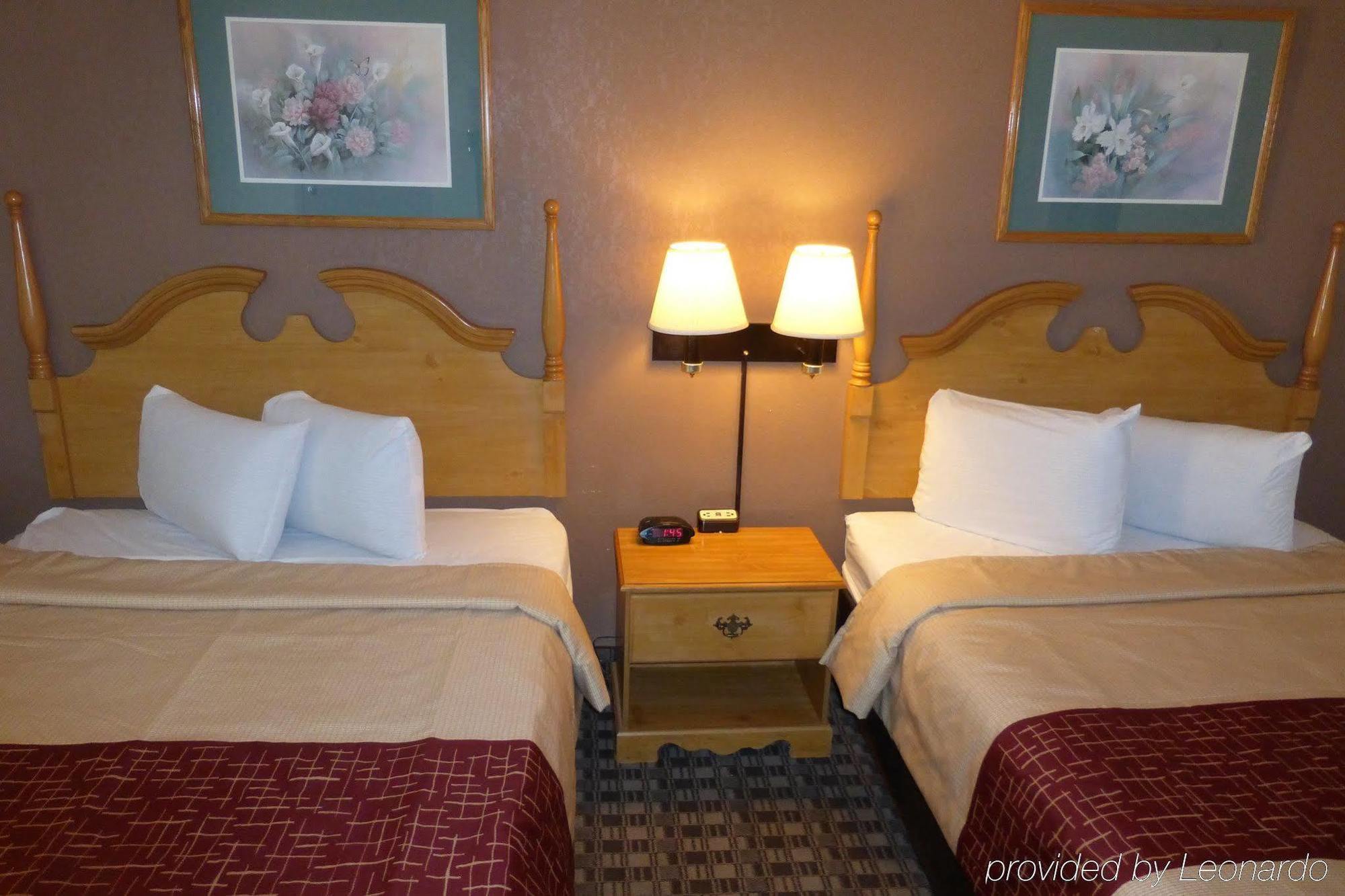 Red Roof Inn & Suites Cave City Exterior foto
